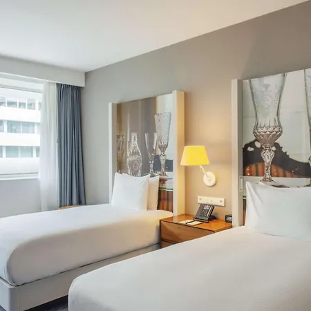 Hotell Doubletree By Hilton