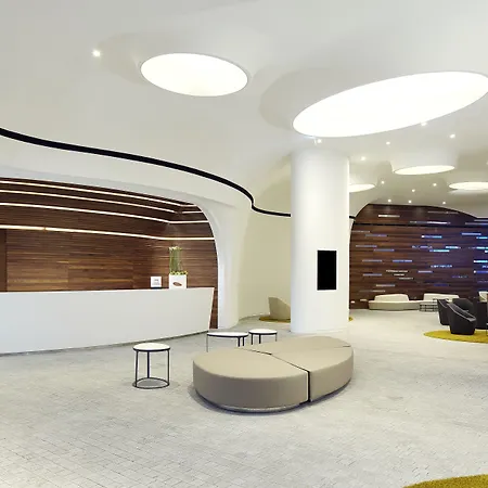 Doubletree By Hilton Hotel