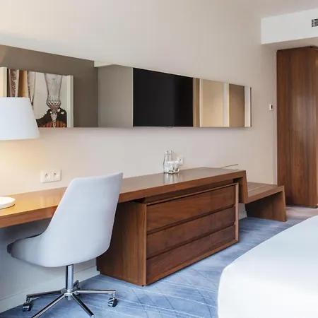 Doubletree By Hilton 5*