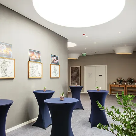 Doubletree By Hilton Вроцлав