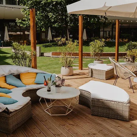 Готель Doubletree By Hilton 5*